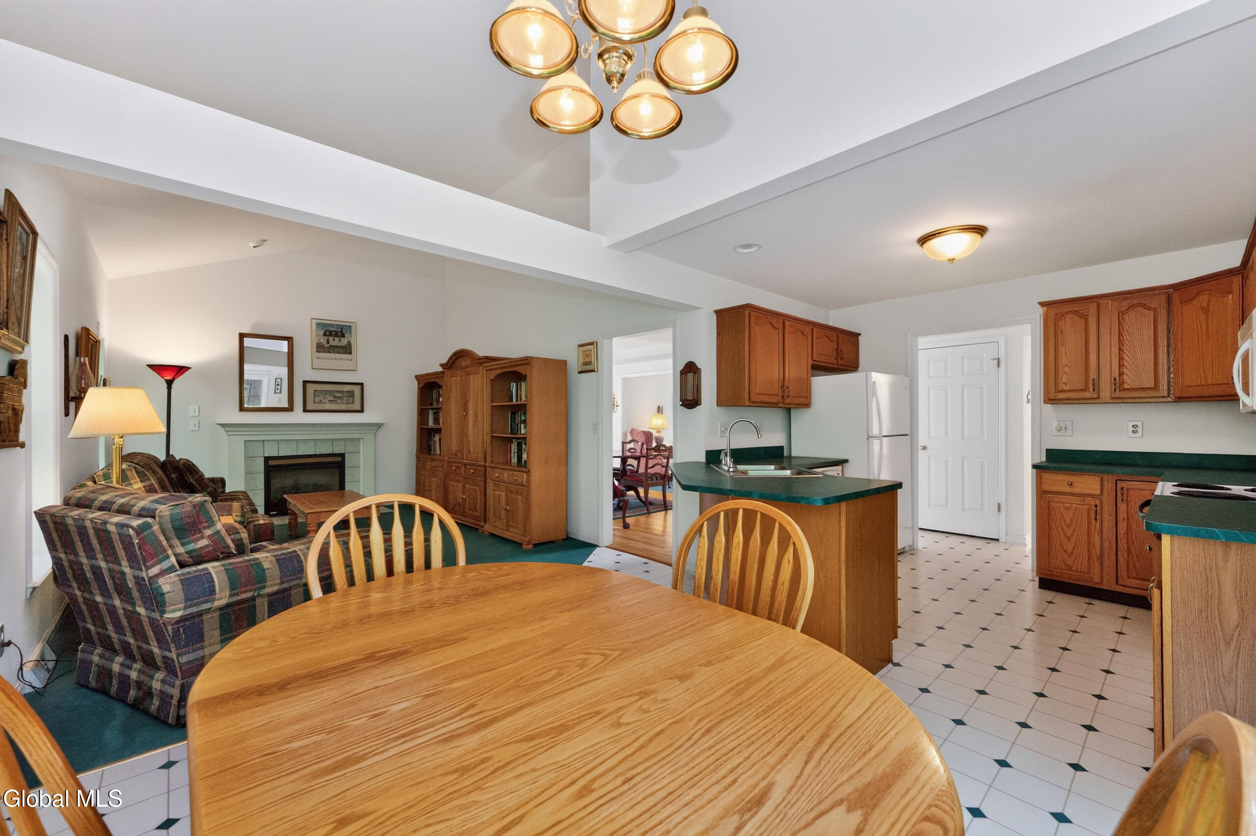 1131 Clute Crest Lane Niskayuna NY 12309