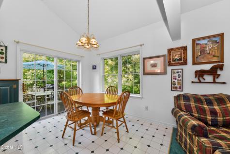 1131 Clute Crest Lane Niskayuna NY 12309