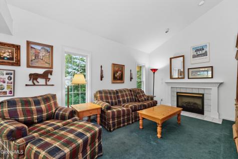1131 Clute Crest Lane Niskayuna NY 12309