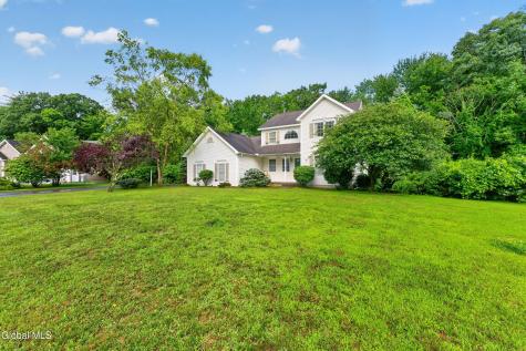 1131 Clute Crest Lane Niskayuna NY 12309