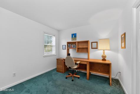 1131 Clute Crest Lane Niskayuna NY 12309
