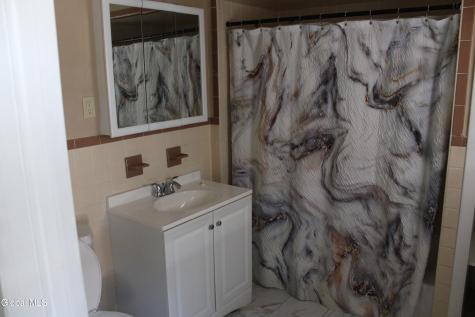 27 Trinity Place Amsterdam NY 12010