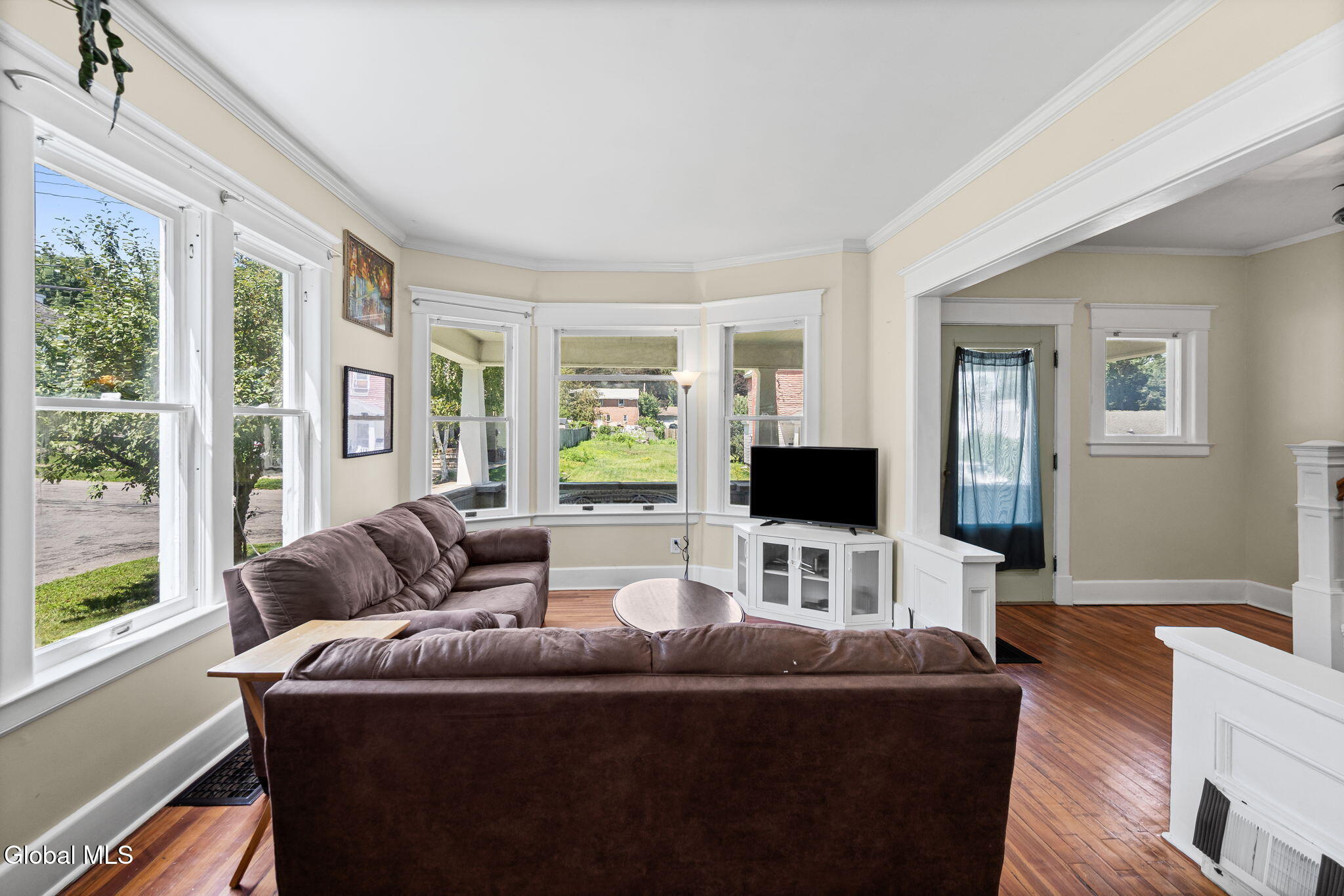 24 Halcyon Street Scotia NY 12302
