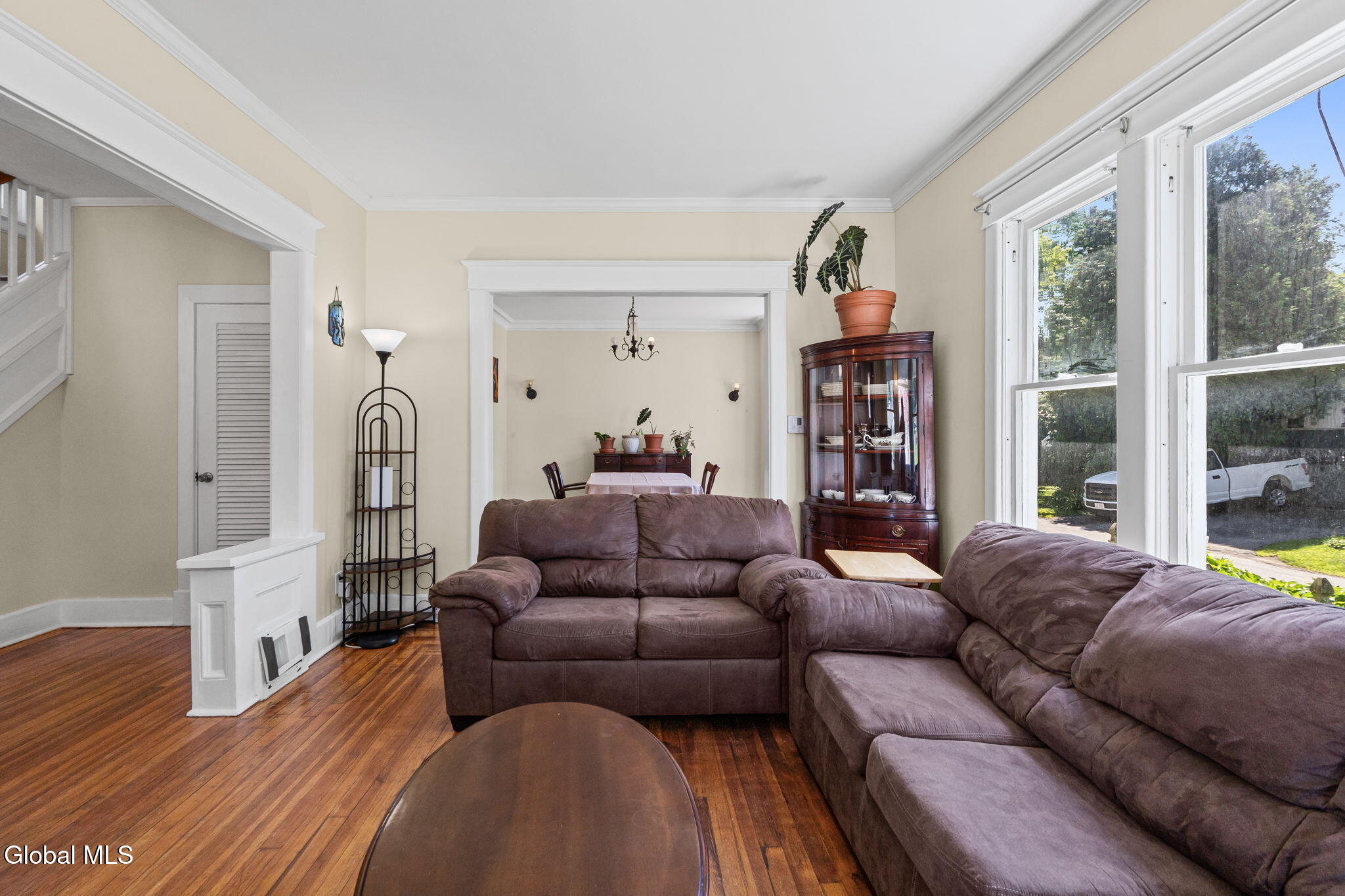 24 Halcyon Street Scotia NY 12302