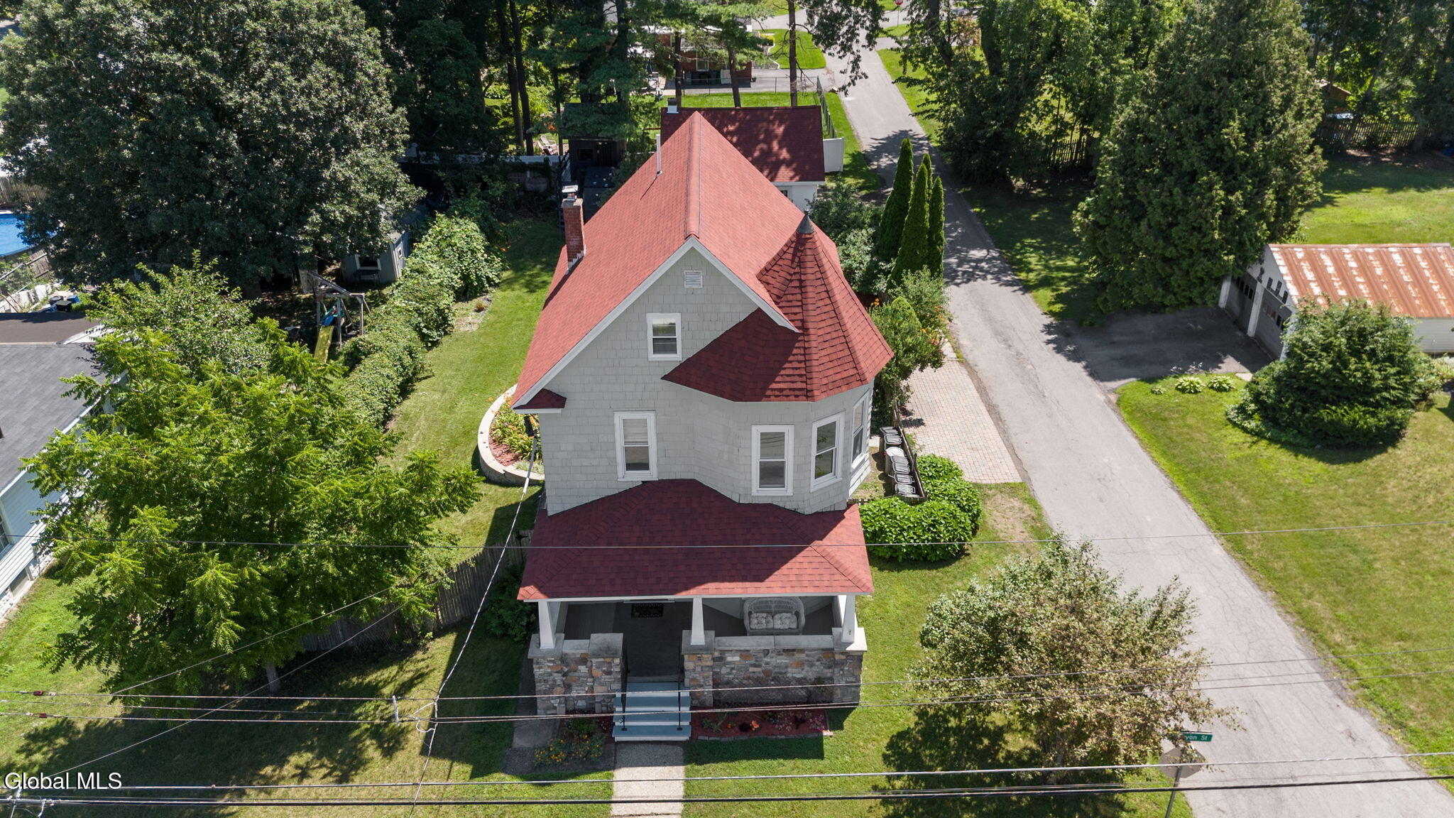 24 Halcyon Street Scotia NY 12302