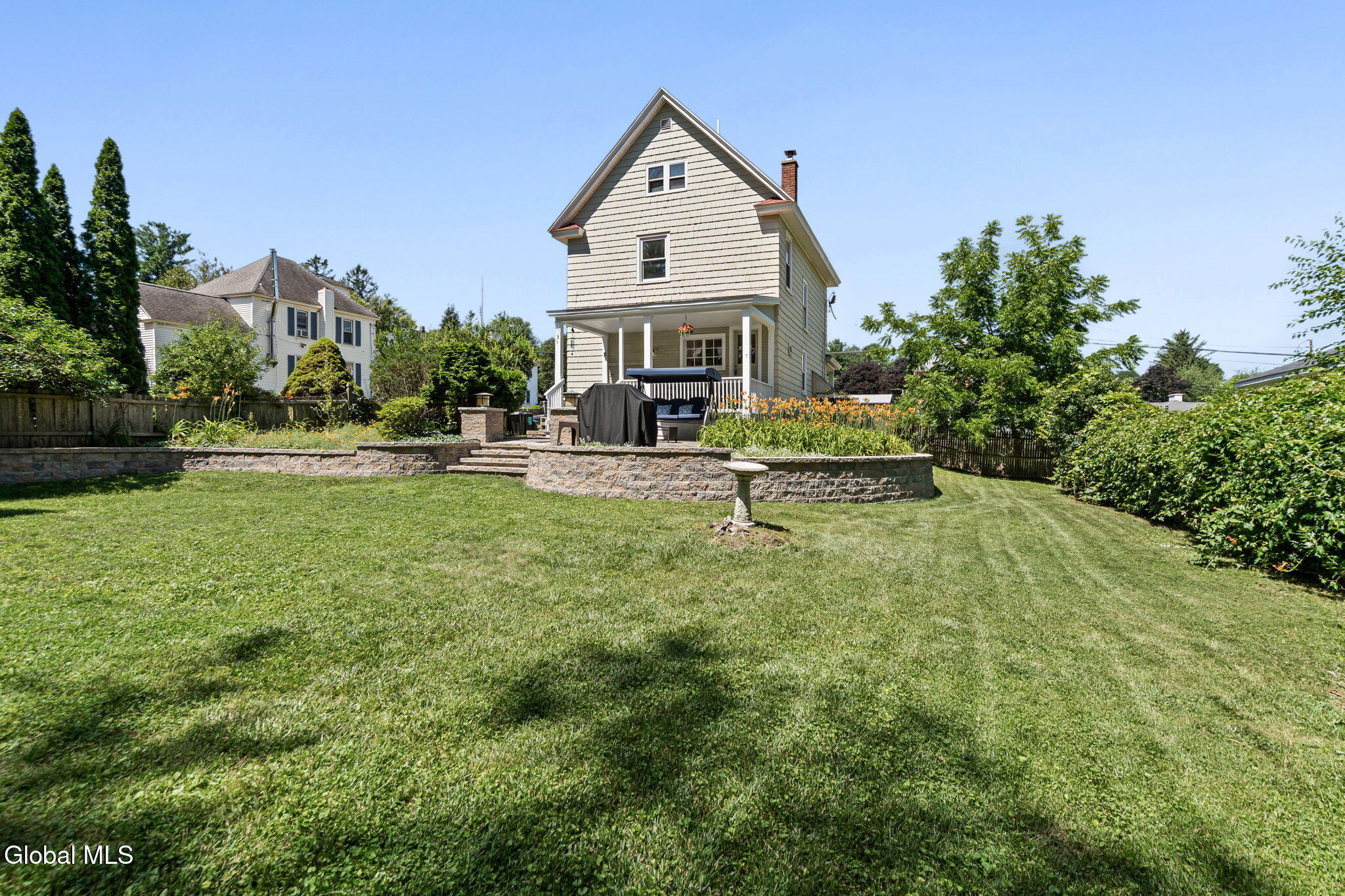 24 Halcyon Street Scotia NY 12302