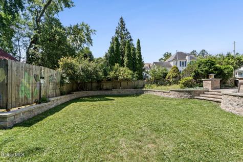 24 Halcyon Street Scotia NY 12302