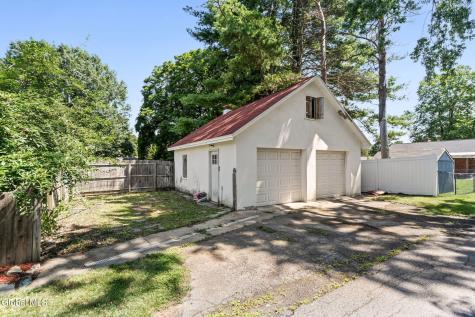 24 Halcyon Street Scotia NY 12302