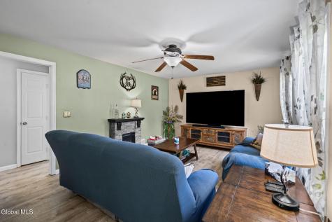 104 Schuyler Hts Drive Gansevoort NY 12831