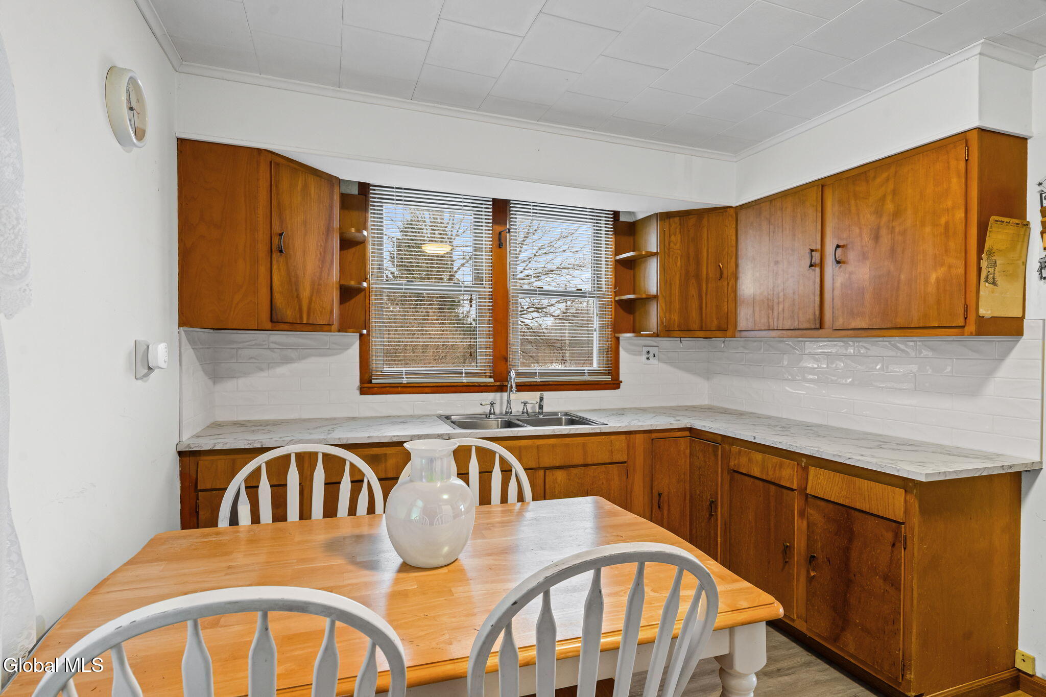 166 Potter Road Amsterdam NY 12010