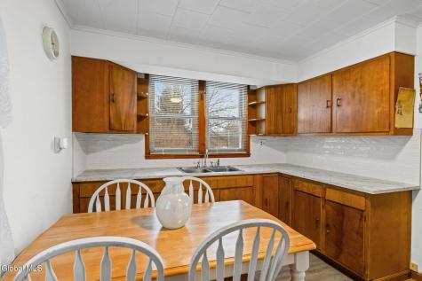 166 Potter Road Amsterdam NY 12010