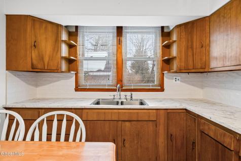 166 Potter Road Amsterdam NY 12010