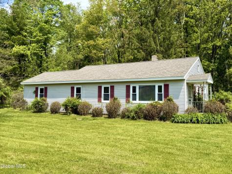 166 Potter Road Amsterdam NY 12010