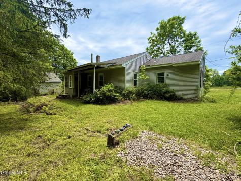 166 Potter Road Amsterdam NY 12010