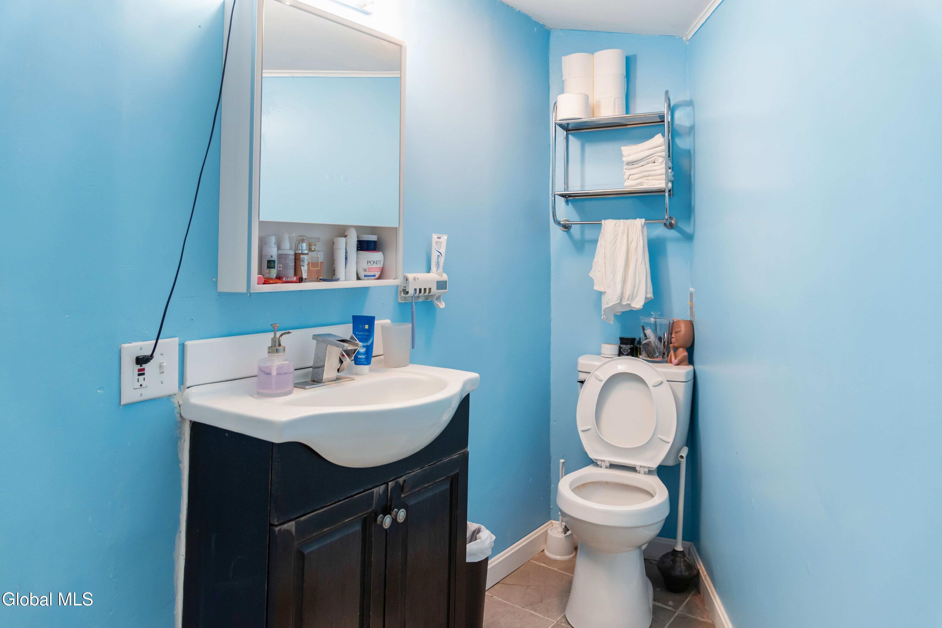 17 Katherine Road Albany NY 12205