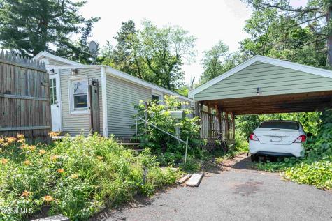 17 Katherine Road Albany NY 12205