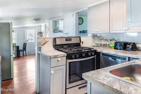 17 Katherine Road Albany NY 12205