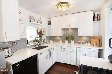 1431 Route 9 Halfmoon NY 12065