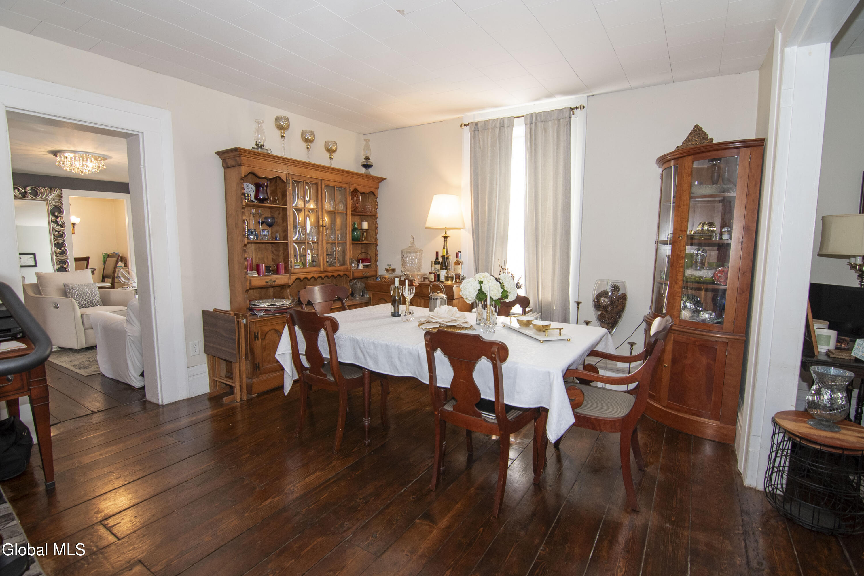 1431 Route 9 Halfmoon NY 12065
