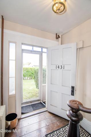 1431 Route 9 Halfmoon NY 12065