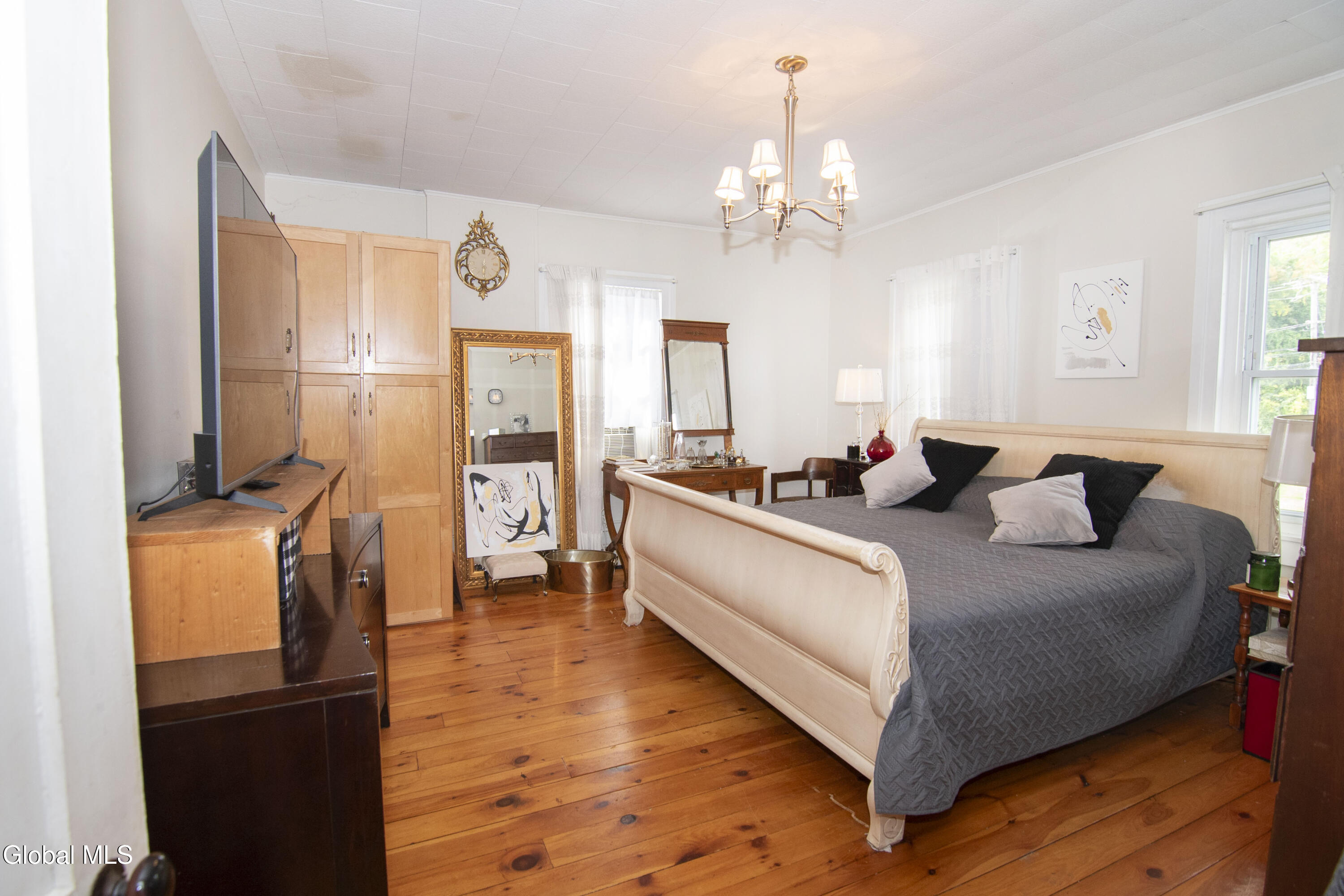 1431 Route 9 Halfmoon NY 12065