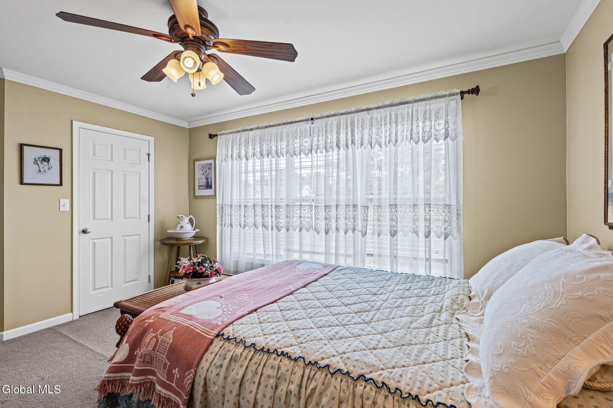19 Revere Run Mechanicville NY 12118