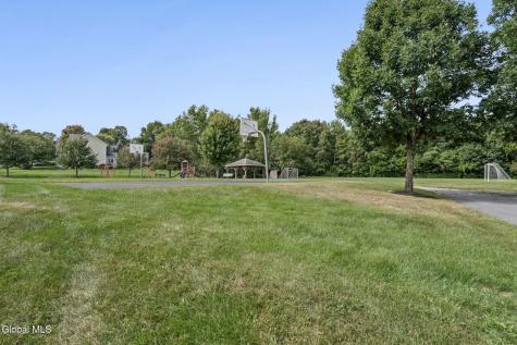 19 Revere Run Mechanicville NY 12118