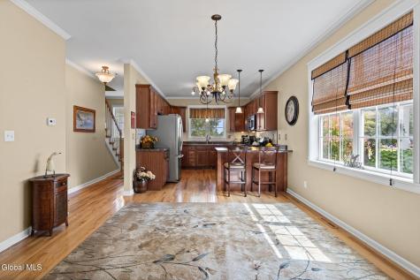 19 Revere Run Mechanicville NY 12118