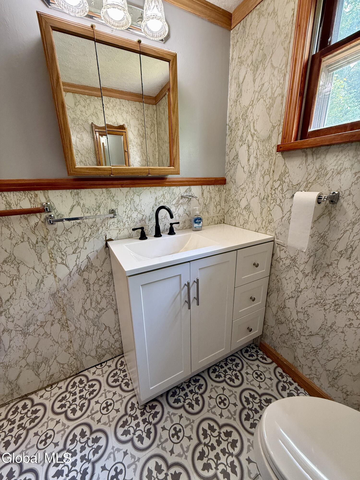 34 Mallory Avenue Queensbury NY 12804