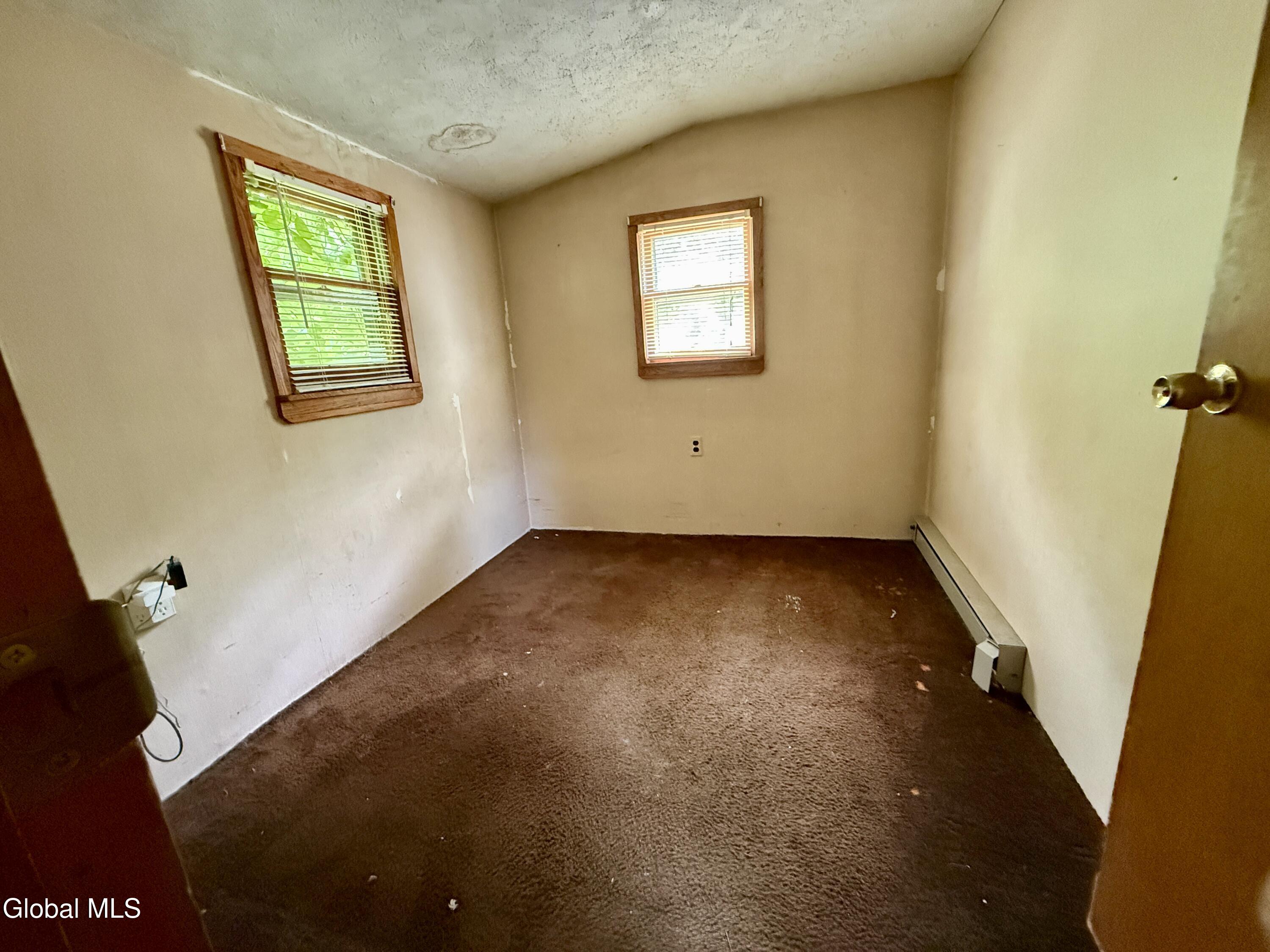 34 Mallory Avenue Queensbury NY 12804