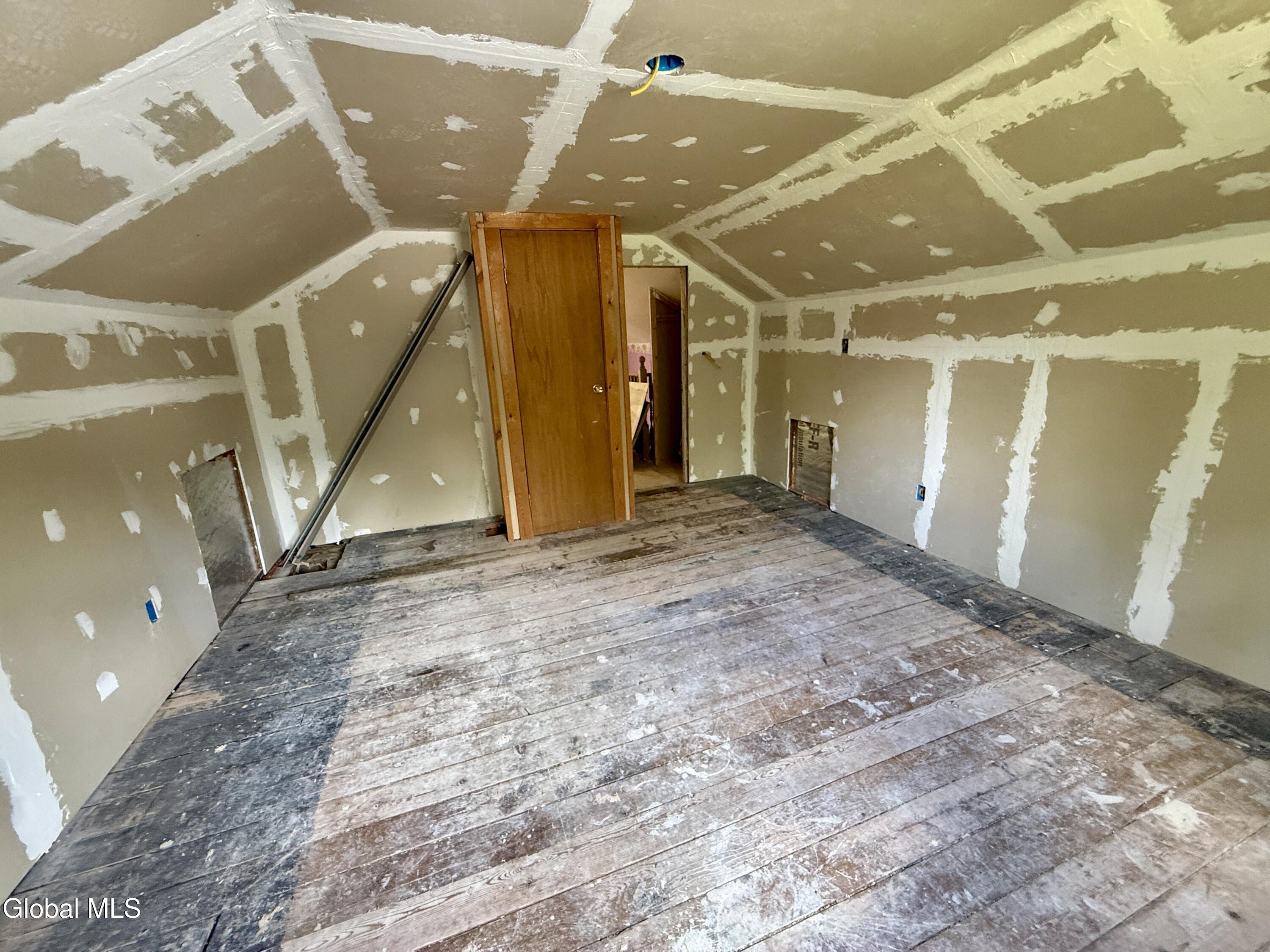34 Mallory Avenue Queensbury NY 12804