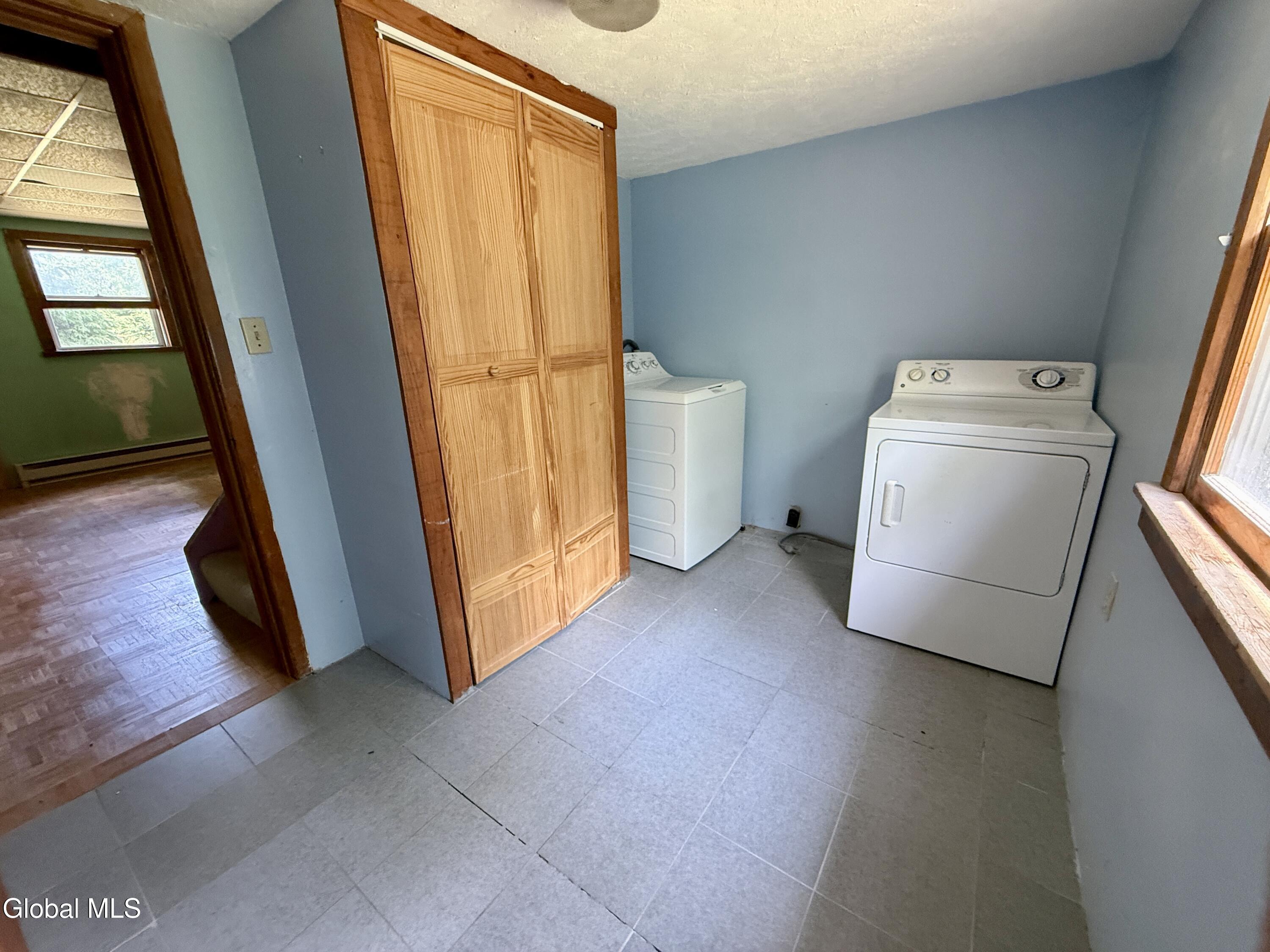 34 Mallory Avenue Queensbury NY 12804