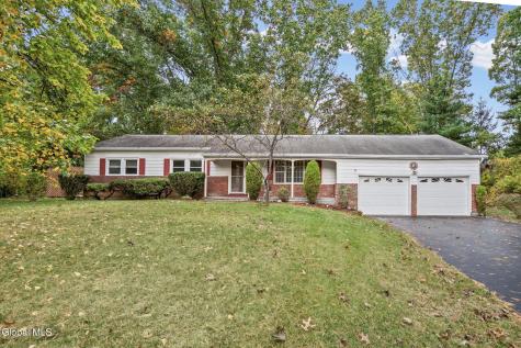 6 Holly Court Ballston Lake NY 12019