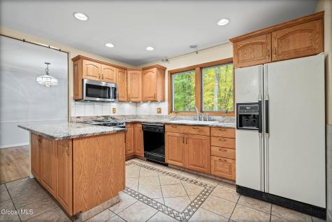6 Holly Court Ballston Lake NY 12019