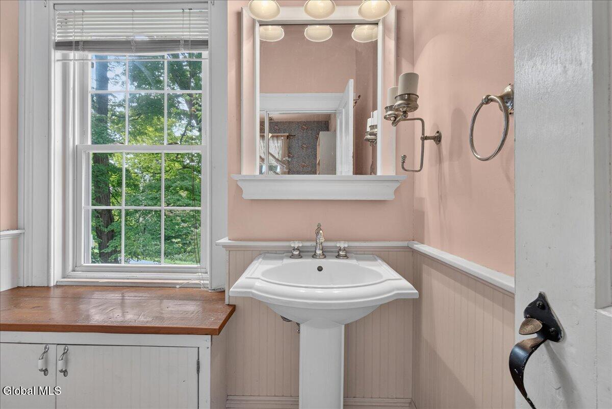 254 Juniper Swamp Road Shushan NY 12873