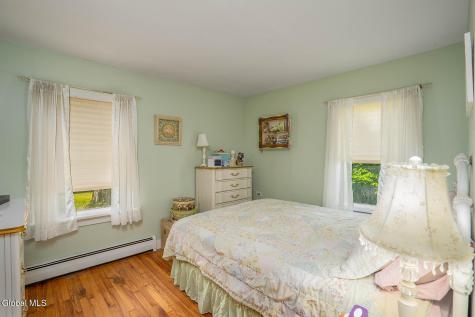 42 Spring Street Cambridge NY 12816