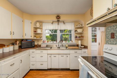 42 Spring Street Cambridge NY 12816