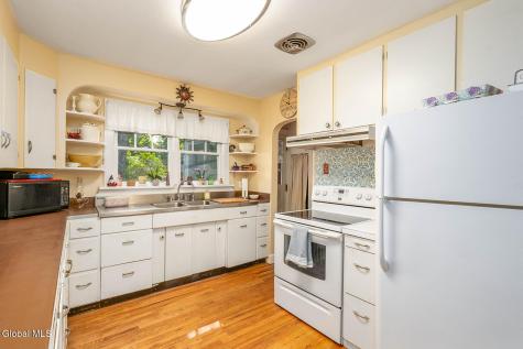 42 Spring Street Cambridge NY 12816