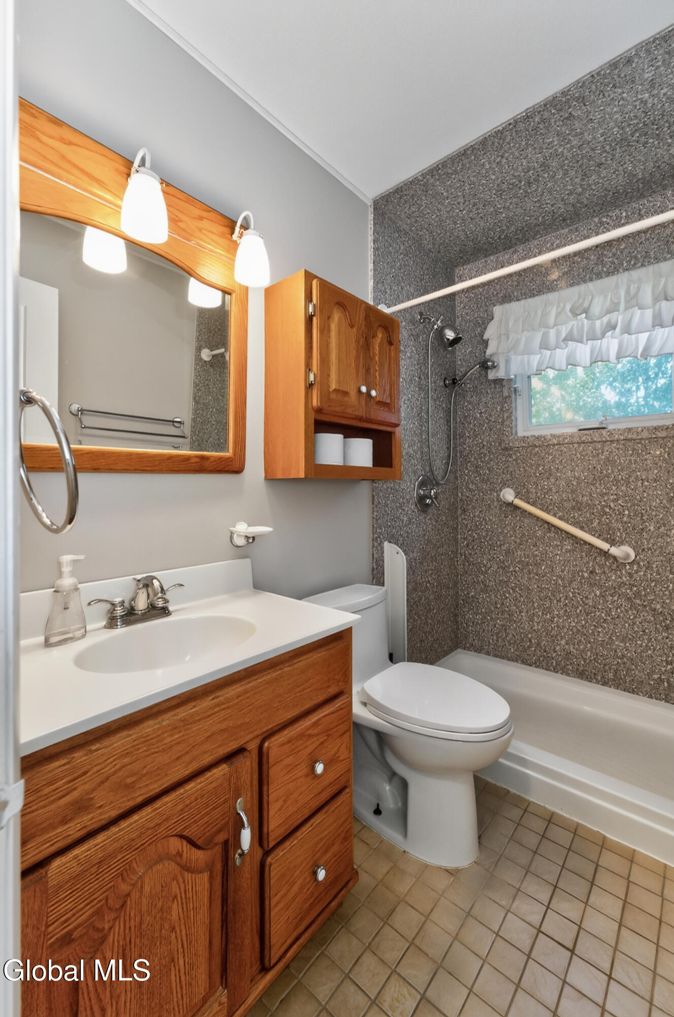 75 Homewood Avenue Watervliet NY 12189