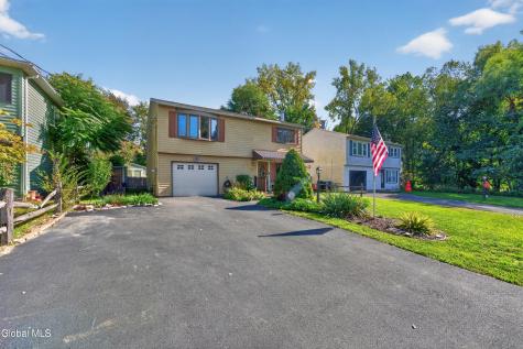 75 Homewood Avenue Watervliet NY 12189