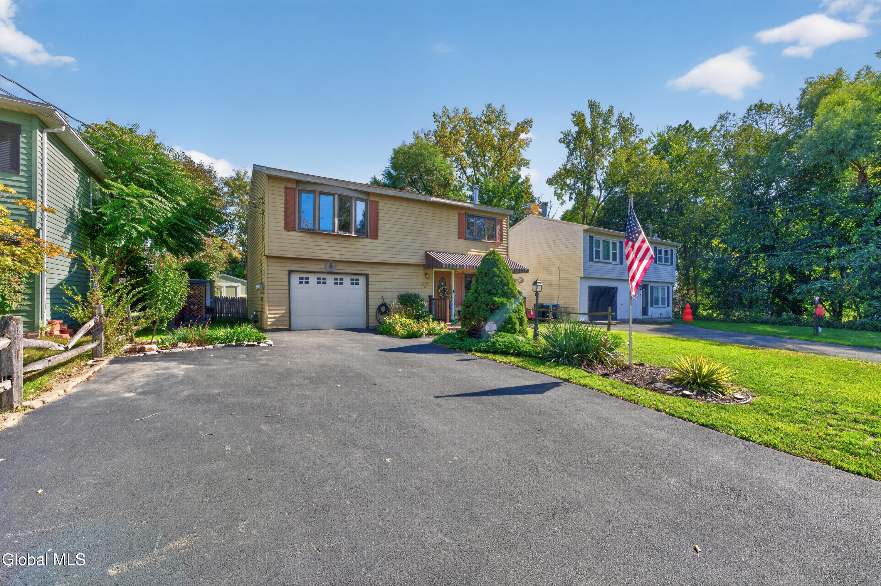 75 Homewood Avenue Watervliet NY 12189