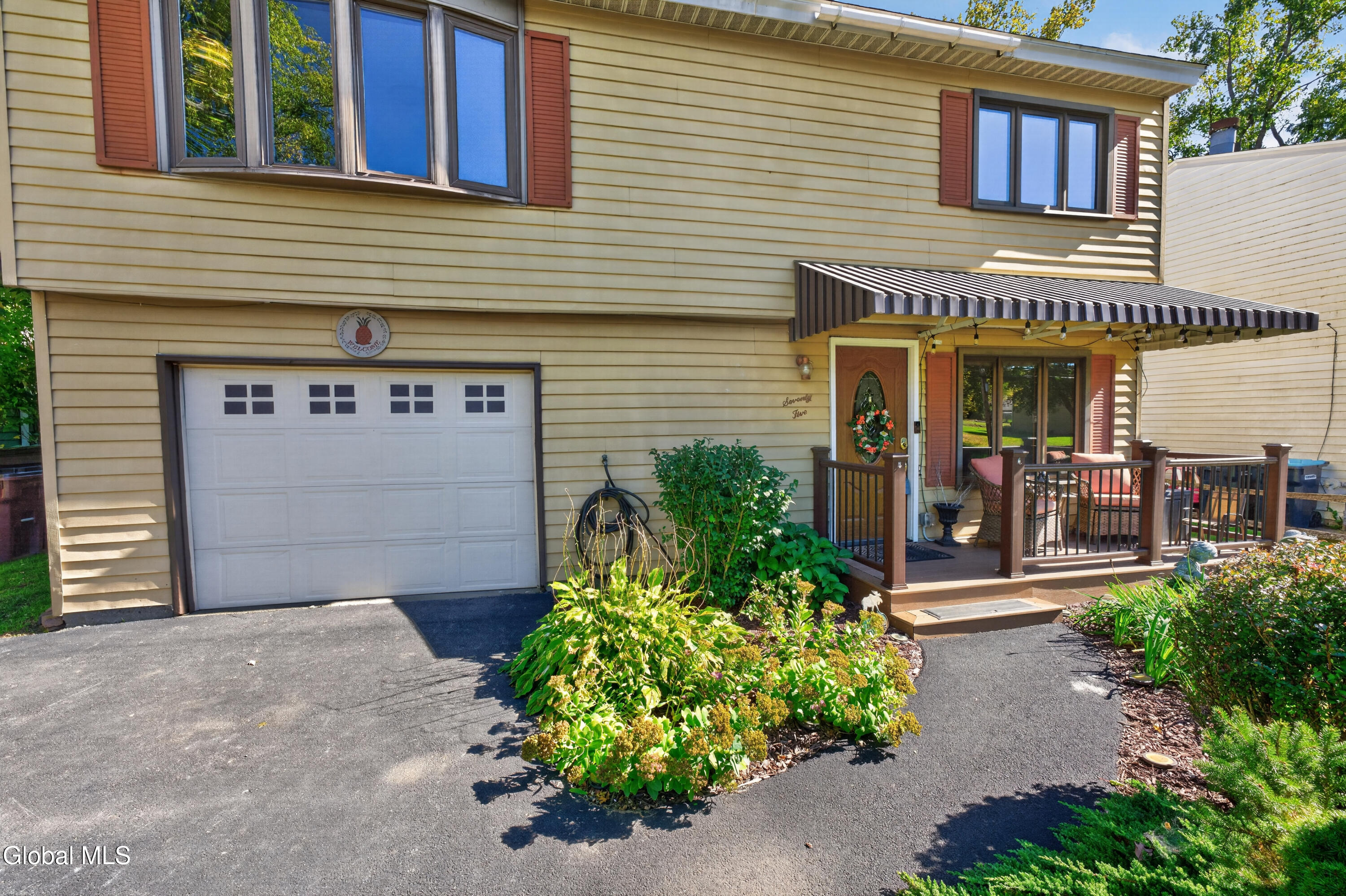 75 Homewood Avenue Watervliet NY 12189