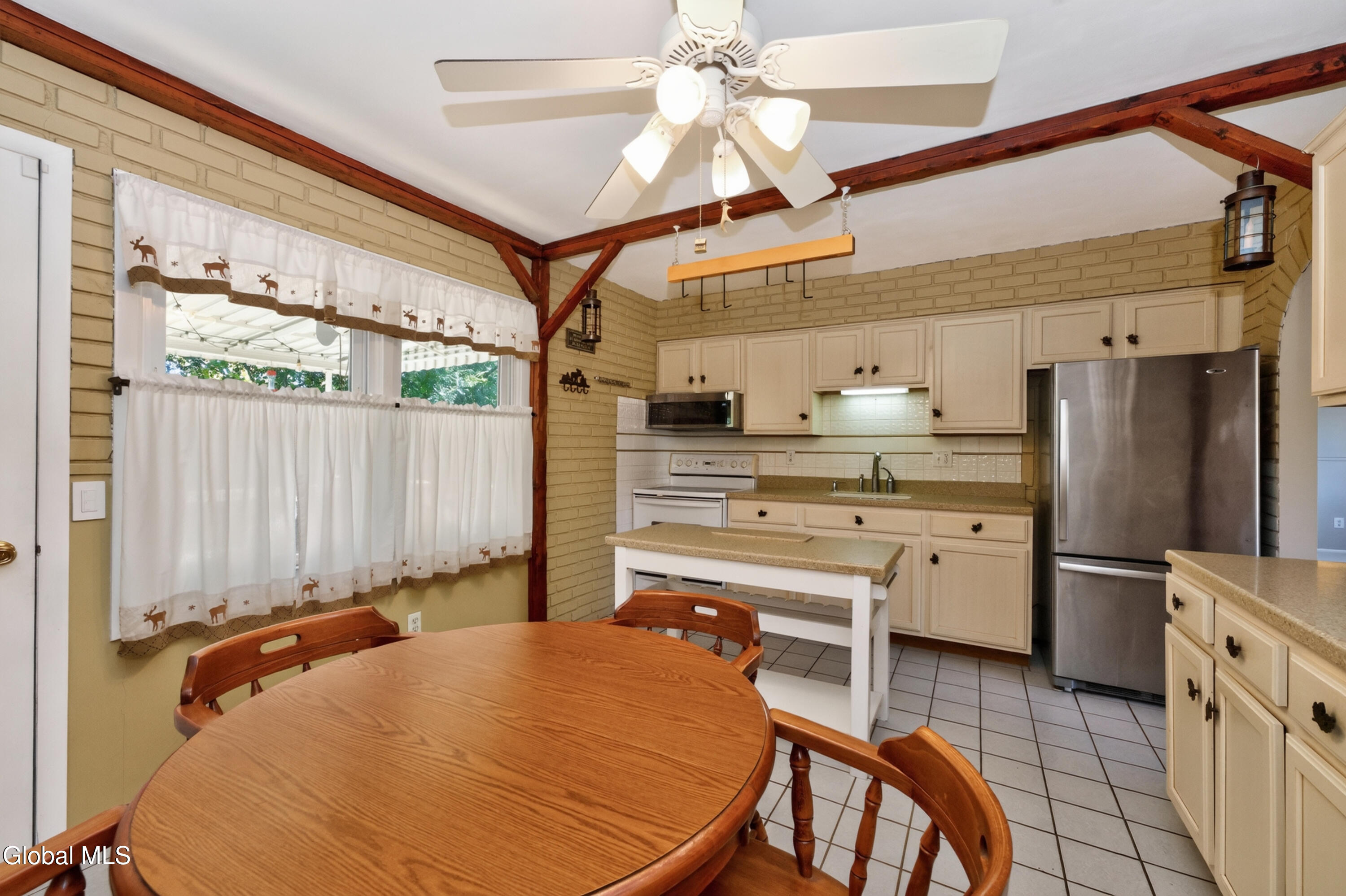 75 Homewood Avenue Watervliet NY 12189