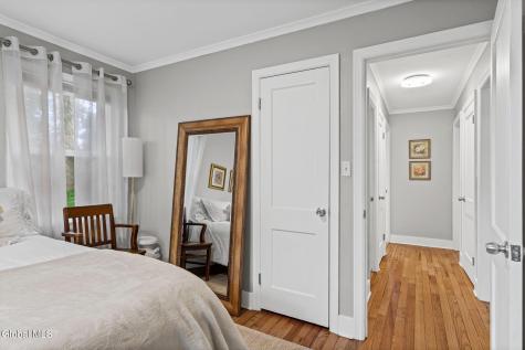 18 Oxford Road Albany NY 12203
