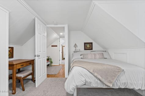 18 Oxford Road Albany NY 12203