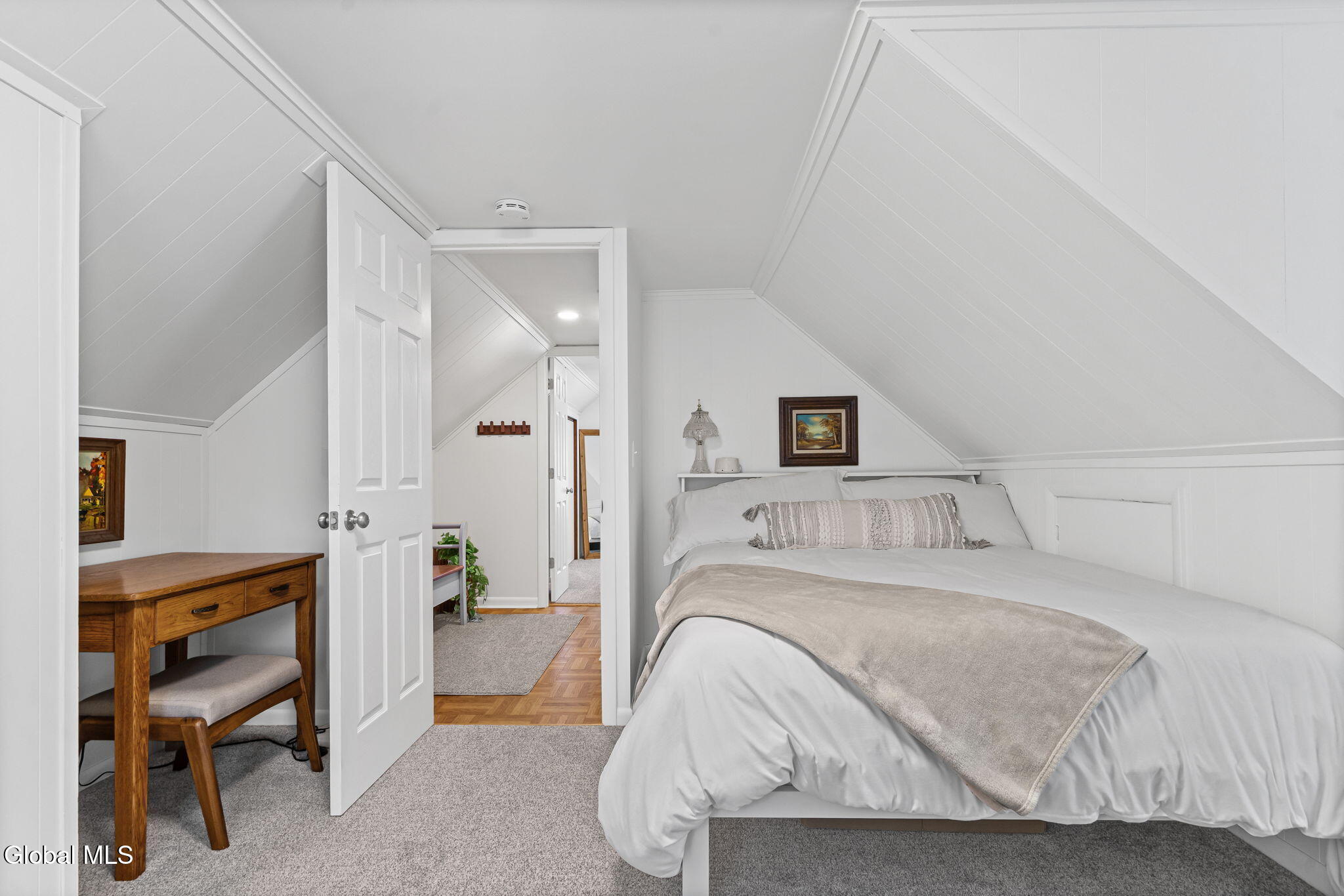 18 Oxford Road Albany NY 12203