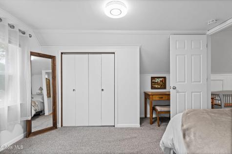 18 Oxford Road Albany NY 12203