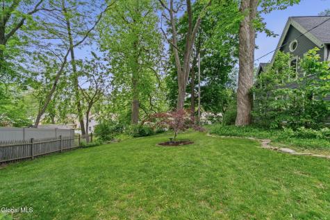 18 Oxford Road Albany NY 12203