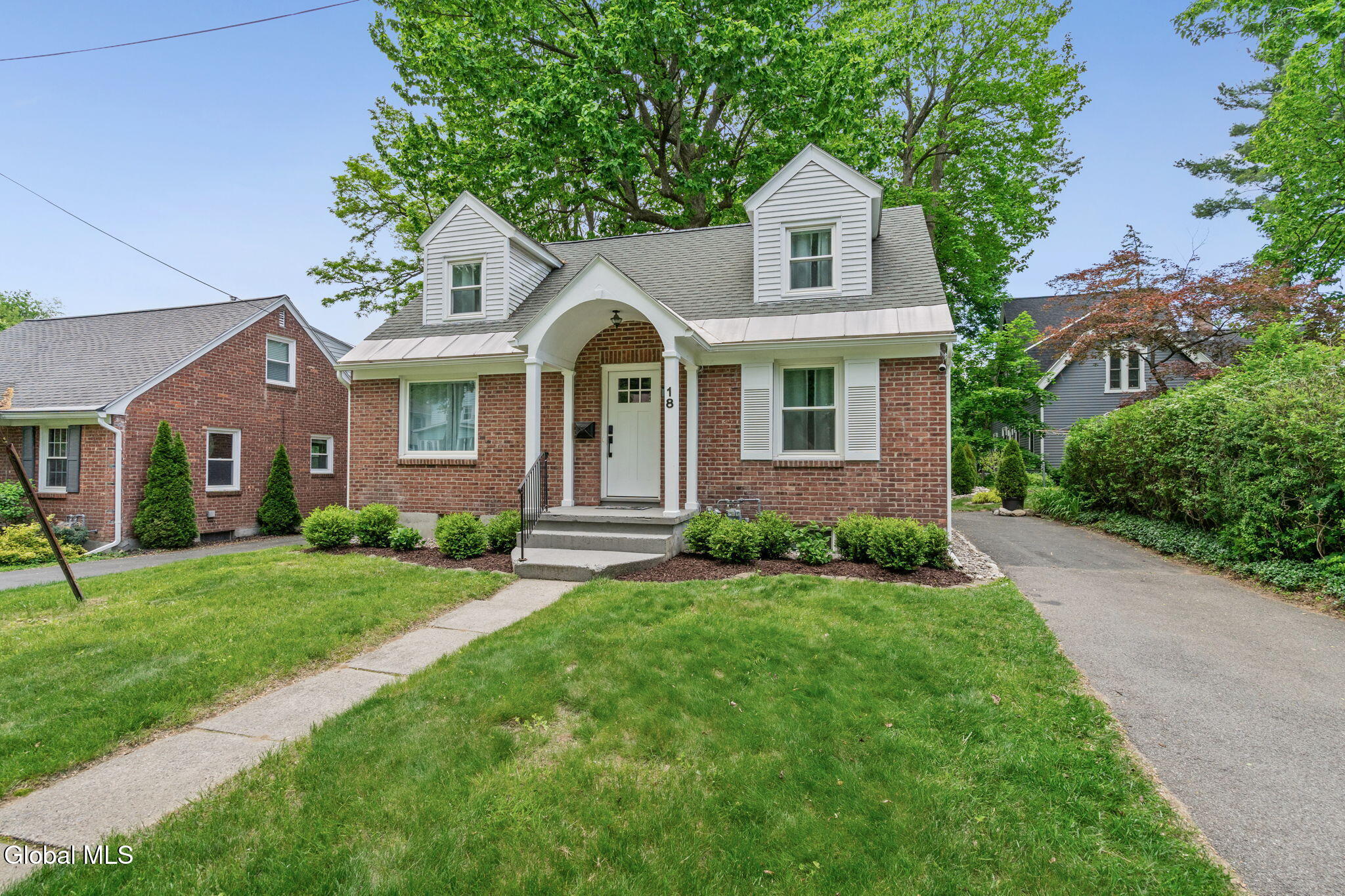 18 Oxford Road Albany NY 12203