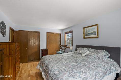 4 Queen Diana Lane Queensbury NY 12804